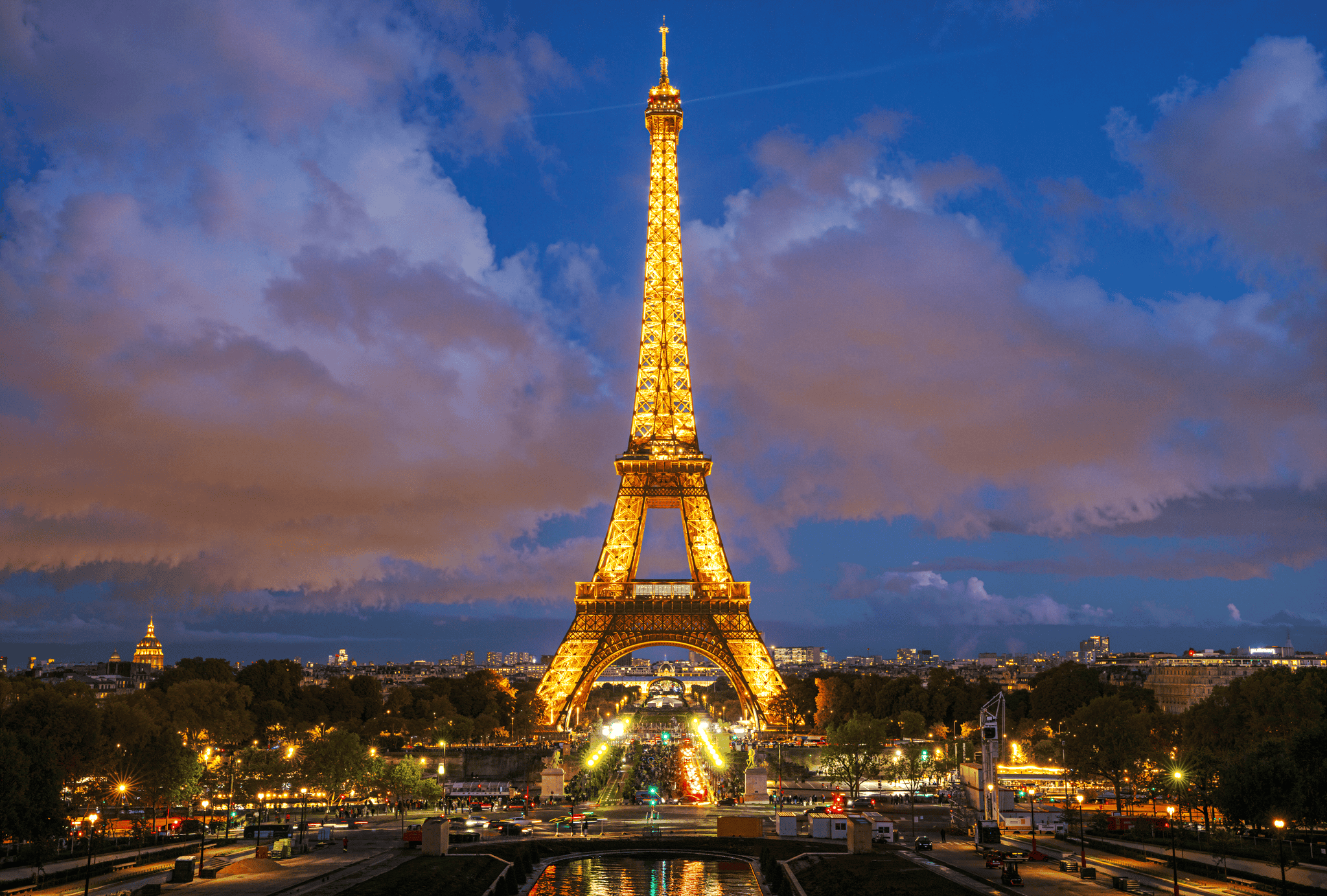 The main image of Nightfall at the Eiffel Tower | 2024